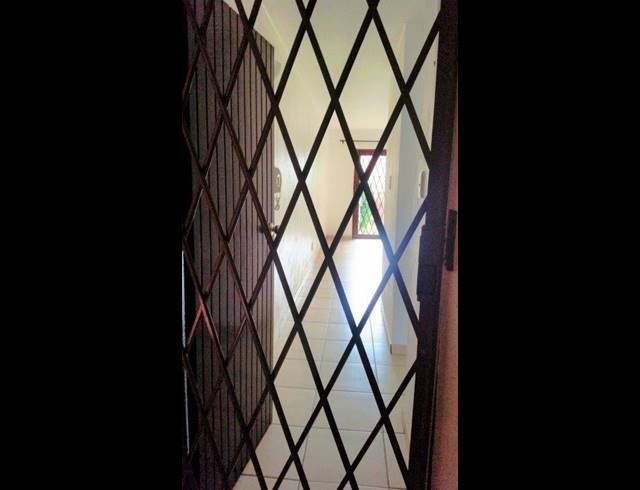 1 BEDROOM APARTMENT FOR SALE IN BEREA